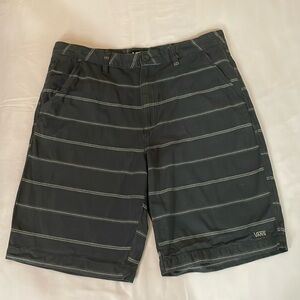 Men’s Vans Tripster Shorts Indian Ink | Size 32
